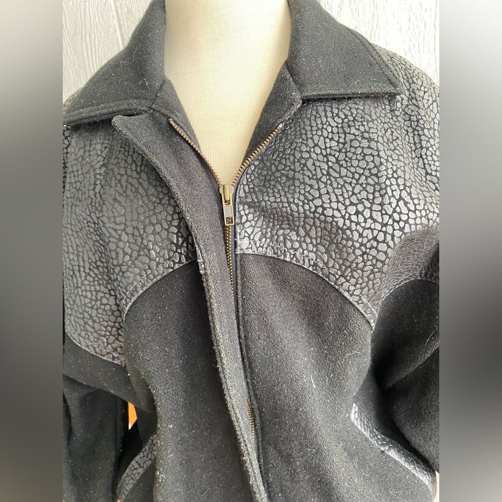 Vintage 80s/90s wool & leather oversized bomber jacket - Picture 11 of 13